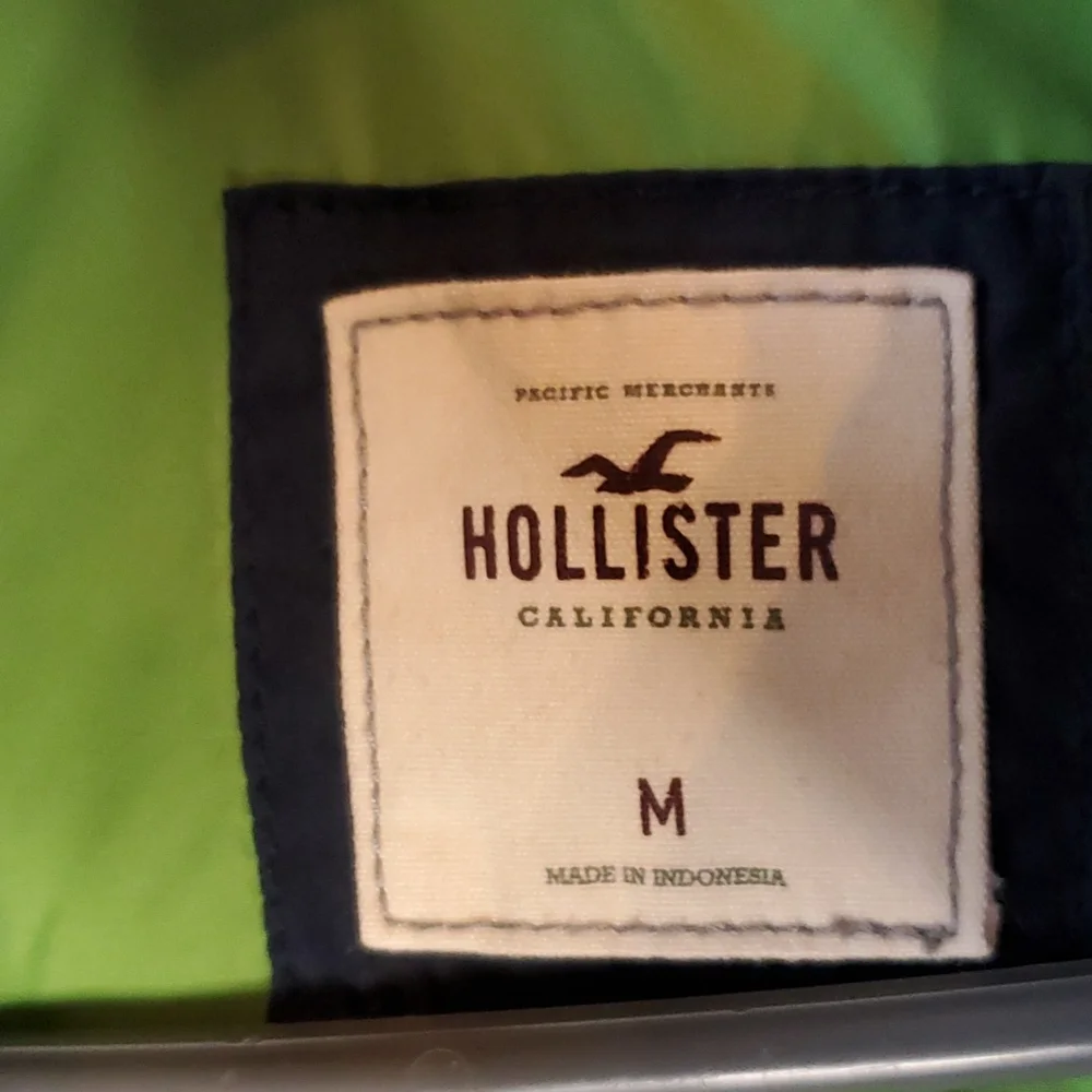 Hollister hooded puffer vest navy lime green - Picture 2 of 8